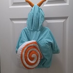 Adorable snail costume NWT
